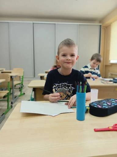 🎓 Воскресная школа в «Европейской школе»В «Европейской школе» состоялся выпуск воскресной школы. Наши ребята с увлечением изучали основы письма, развивали речь, знакомились с математикой и окружающим миром.В конце обучения для каждого ребёнка было проведено итоговое тестирование, чтобы оценить динамику развития и увидеть, насколько ребята выросли за год. Психолог также провёл диагностику психологической готовности к обучению в школе, чтобы переход к новому этапу был максимально комфортным.✨ Особая гордость — все наши выпускники-дошкольники успешно прошли итоговое собеседование и в новом учебном году станут учащимися 1 класса «Европейской школы»!Поздравляем ребят и их родителей с этим важным событием! Впереди — школьная жизнь, новые друзья и большие открытия.🎓 Воскресная школа в «Европейской школе»В «Европейской школе» состоялся выпуск воскресной школы. Наши ребята с увлечением изучали основы письма, развивали речь, знакомились с математикой и окружающим миром.В конце обучения для каждого ребёнка было проведено итоговое тестирование, чтобы оценить динамику развития и увидеть, насколько ребята выросли за год. Психолог также провёл диагностику психологической готовности к обучению в школе, чтобы переход к новому этапу был максимально комфортным.✨ Особая гордость — все наши выпускники-дошкольники успешно прошли итоговое собеседование и в новом учебном году станут учащимися 1 класса «Европейской школы»!Поздравляем ребят и их родителей с этим важным событием! Впереди — школьная жизнь, новые друзья и большие открытия.