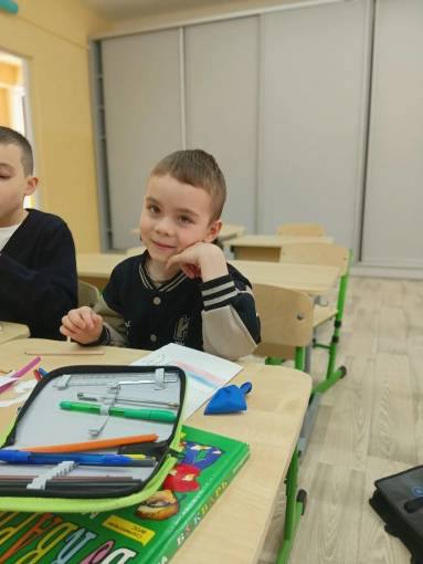 🎓 Воскресная школа в «Европейской школе»В «Европейской школе» состоялся выпуск воскресной школы. Наши ребята с увлечением изучали основы письма, развивали речь, знакомились с математикой и окружающим миром.В конце обучения для каждого ребёнка было проведено итоговое тестирование, чтобы оценить динамику развития и увидеть, насколько ребята выросли за год. Психолог также провёл диагностику психологической готовности к обучению в школе, чтобы переход к новому этапу был максимально комфортным.✨ Особая гордость — все наши выпускники-дошкольники успешно прошли итоговое собеседование и в новом учебном году станут учащимися 1 класса «Европейской школы»!Поздравляем ребят и их родителей с этим важным событием! Впереди — школьная жизнь, новые друзья и большие открытия.🎓 Воскресная школа в «Европейской школе»В «Европейской школе» состоялся выпуск воскресной школы. Наши ребята с увлечением изучали основы письма, развивали речь, знакомились с математикой и окружающим миром.В конце обучения для каждого ребёнка было проведено итоговое тестирование, чтобы оценить динамику развития и увидеть, насколько ребята выросли за год. Психолог также провёл диагностику психологической готовности к обучению в школе, чтобы переход к новому этапу был максимально комфортным.✨ Особая гордость — все наши выпускники-дошкольники успешно прошли итоговое собеседование и в новом учебном году станут учащимися 1 класса «Европейской школы»!Поздравляем ребят и их родителей с этим важным событием! Впереди — школьная жизнь, новые друзья и большие открытия.